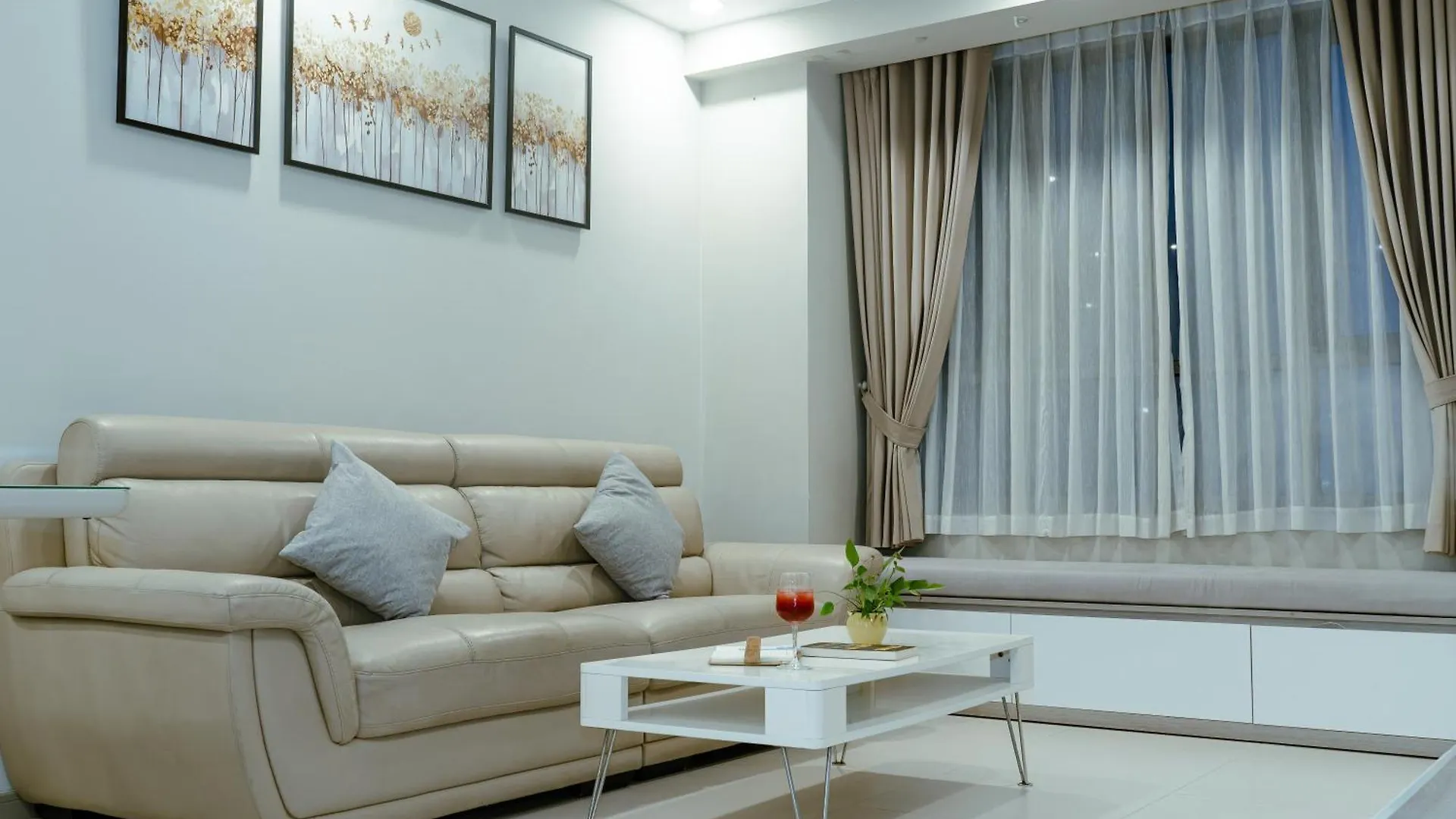 Louisa The Gold View Apartment Ho Či Minovo Město 0*,  Vietnam
